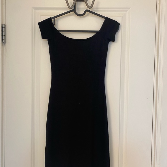 Wilfred free black Anabella off the shoulder mini dress. Size: XXS - Picture 3 of 4